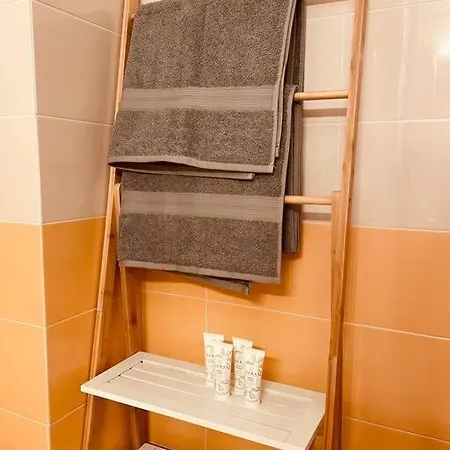 Tra Il Centro E La Campagna Bolognese Bolonia