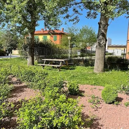 Tra Il Centro E La Campagna Bolognese *