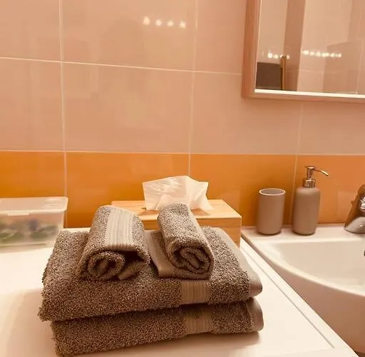 Tra Il Centro E La Campagna Bolognese * بولونيا